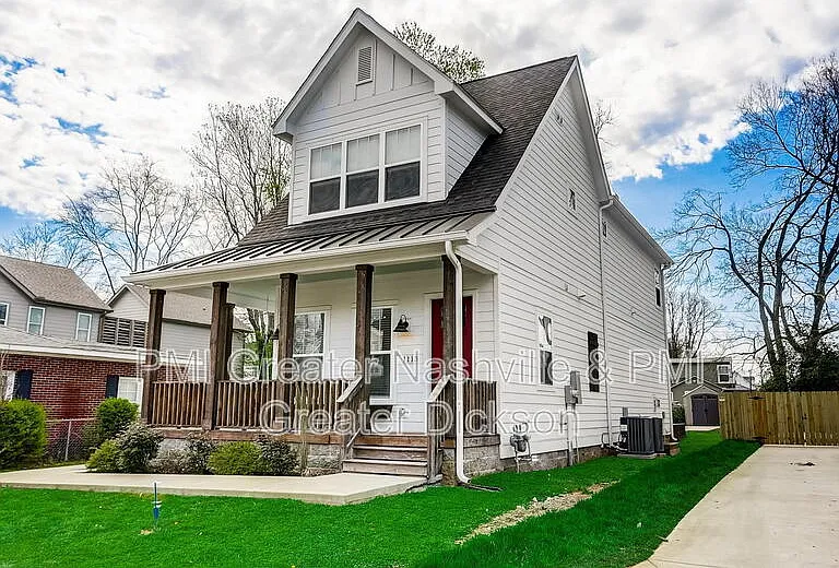 1113 Park St — Photo 3