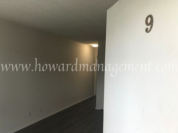2nd image of 3854 Mentone Ave APT 9