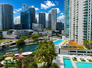 90 SW 3rd St APT 1703, Miami, FL 33130