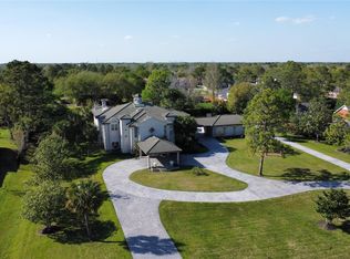 1204 Cowards Creek Dr, Friendswood, TX 77546