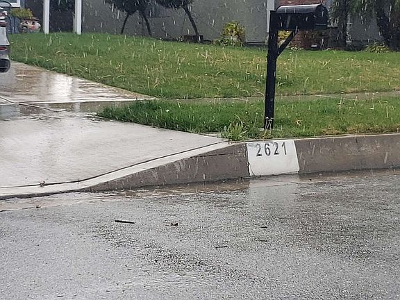 5th image of 2621 S Fern Ave