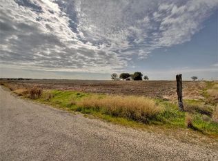 1000 County Road 466, Elgin, TX 78621