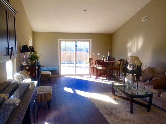 4th image of 3750 Heatherwood Dr APT B8