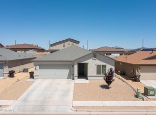 5924 Beechwood St, Sunland Park, NM 88008