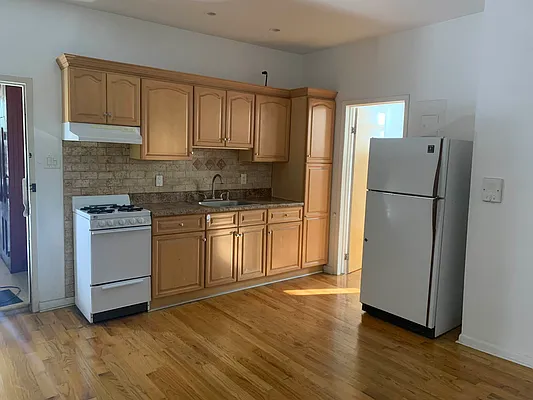 Rented by Voro, LLC | media 5