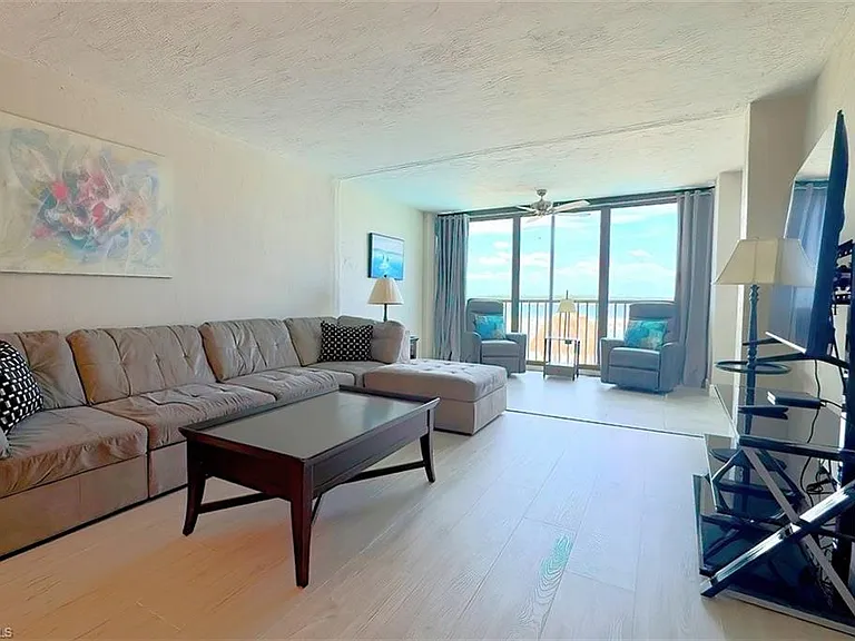 8400 Estero Blvd #103 — Photo 4
