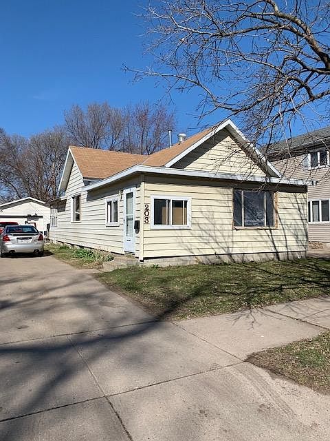 1st image of 203 Harvester Ave