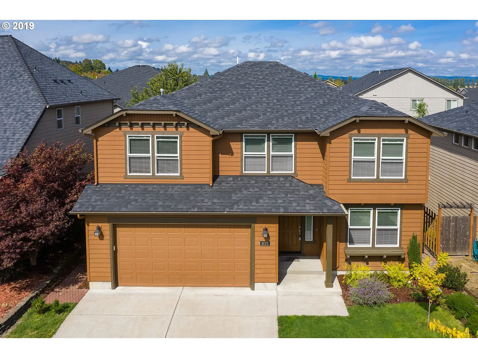 1025 34th Pl photo 1