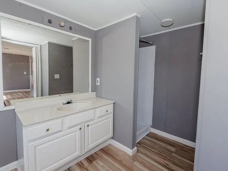 300 Randell Dr #17 — Photo 13