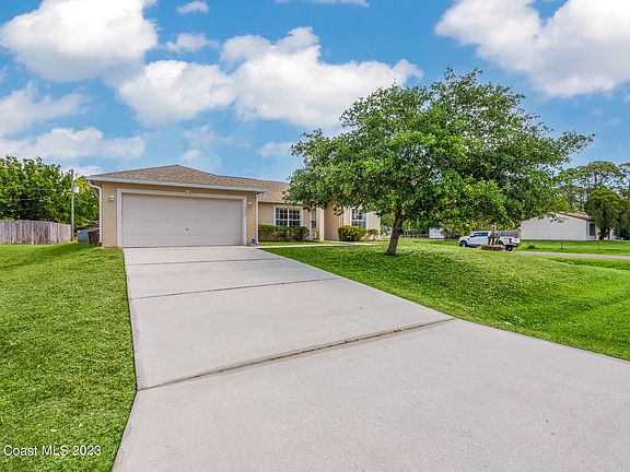 3rd image of 1547 Wichita Blvd SE