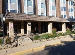 2500 Archbury Ln #91E, Park Ridge, IL 60068