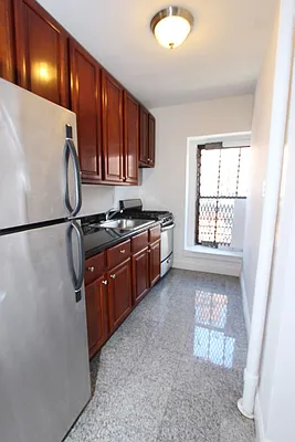 Rented by Dynamik Realty | media 11