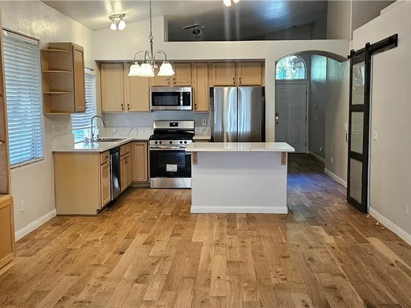 3433 Round Valley Way, Las Vegas, NV 89129