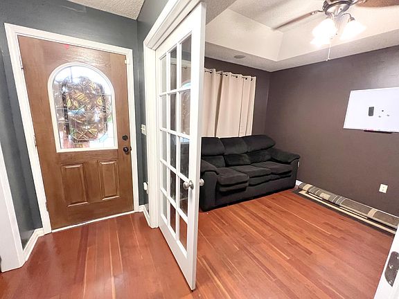 4th image of 5633 N Brook Dr