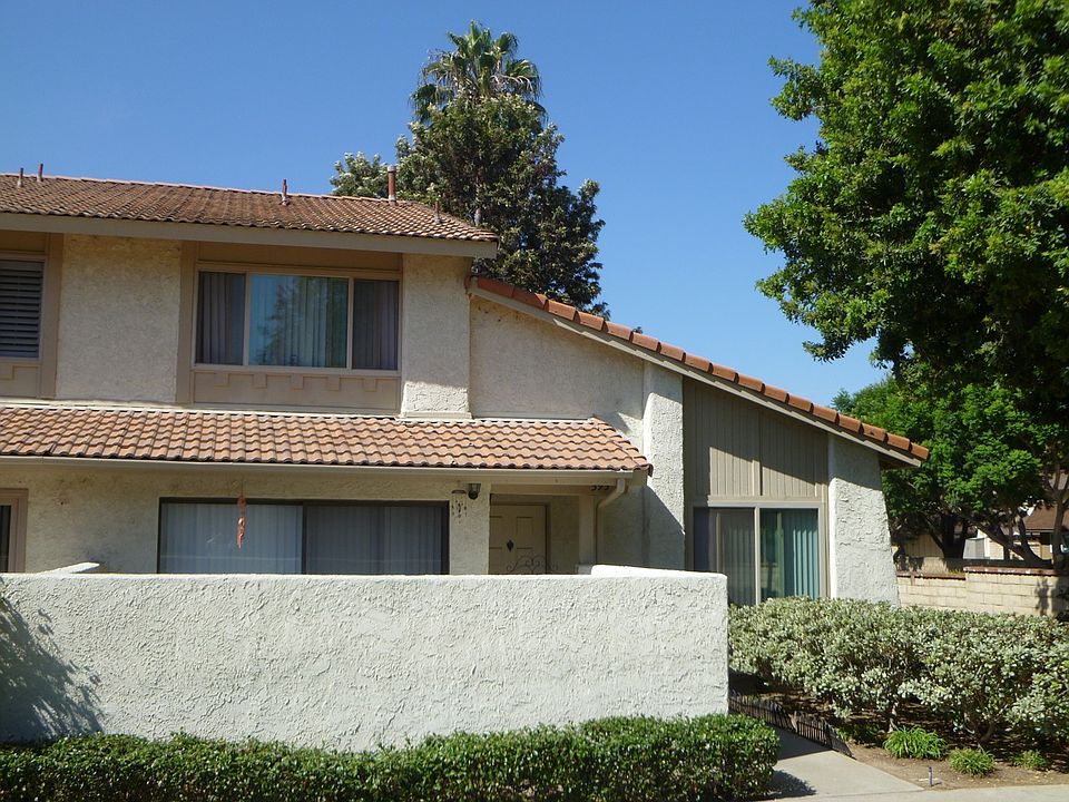 1st image of 393 Sonora Dr