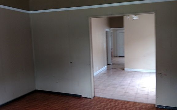 2nd image of 5123 S Homan Ave