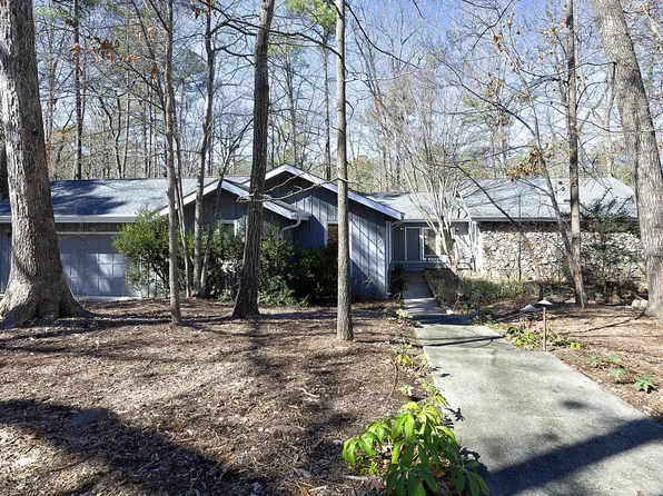 227 Huntington Dr, Chapel Hill, NC 27514