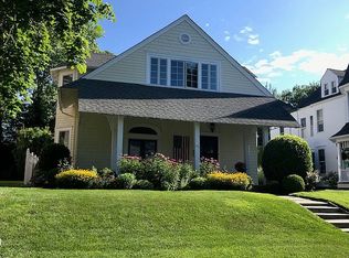312 Monmouth Ave, Spring Lake, NJ 07762