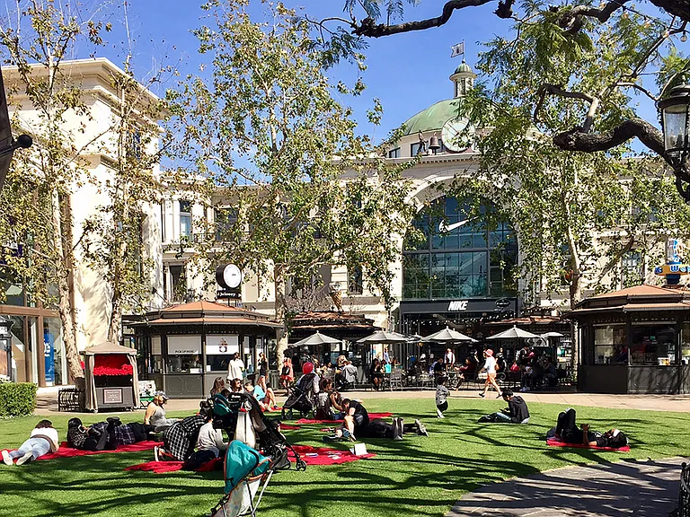 Shop, dine or lounge at The Grove! This famous outdoor shopping mall is celebrity-central and offers free movies and concerts at its outdoor lawn in the summer