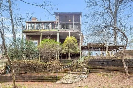 1833 Tree Top Ct — Photo 34