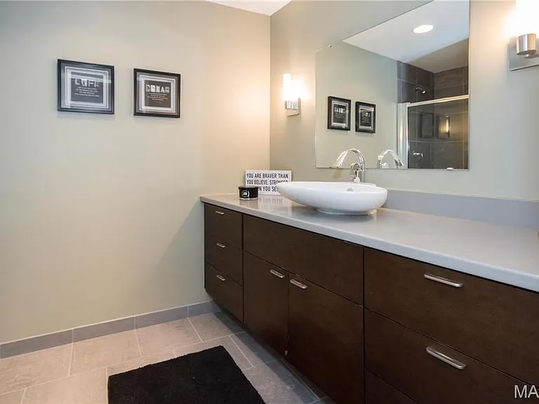915 Olive St #1408 — Photo 16
