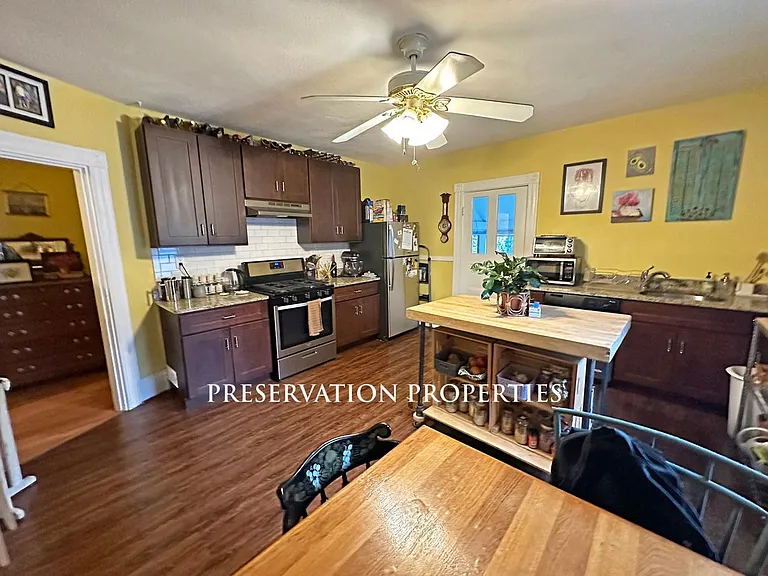 83 Alder St #2 — Photo 1