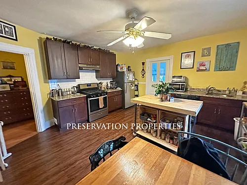 83 Alder St #2 Photo 1
