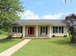 890 E Slaughter Rd, Mayfield, KY 42066