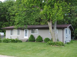 1602 Chicago St, Dixon, IL 61021