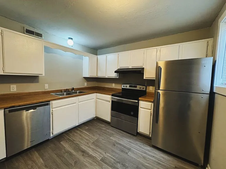 2536-2538 Highland Trace Dr — Photo 6