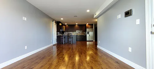 151 20th St Photo 1