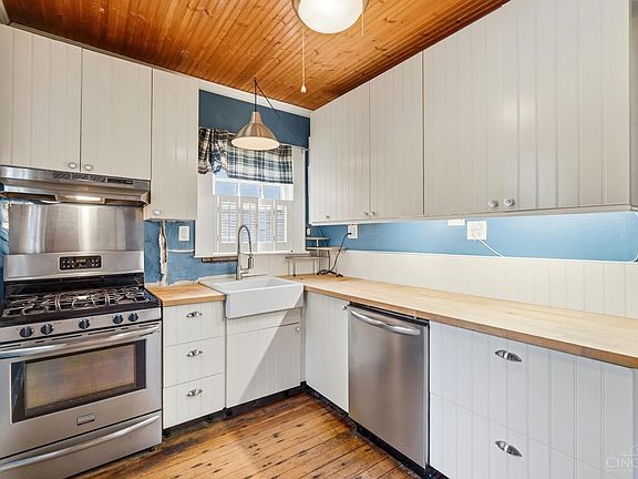 2nd image of 2914 Cortelyou Pl