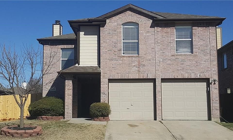 1st image of 2806 Hawthorne Ln