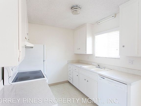 5th image of 3850 Haines St APT K