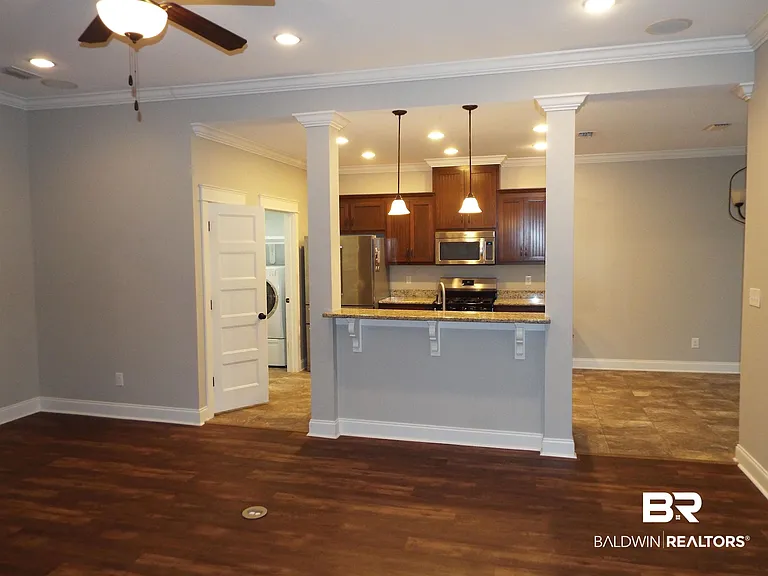 8813 Asphodel Ln — Photo 3