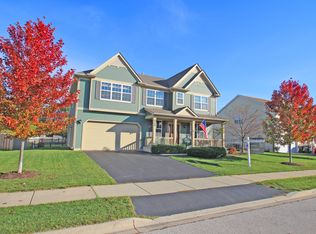 868 Tall Grass Ln, Mundelein, IL 60060