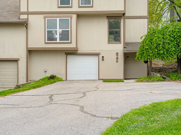 5764 N Anita Ave, Kansas City, MO 64151