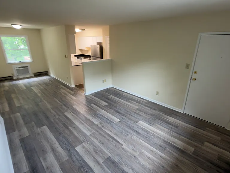 303 Green St #2 — Photo 27