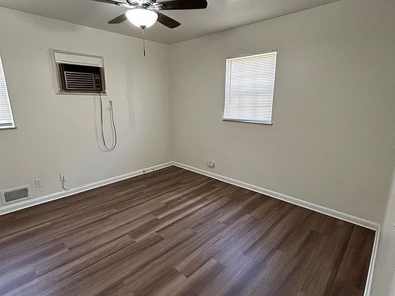 5th image of 2737 Brownsboro Rd #1
