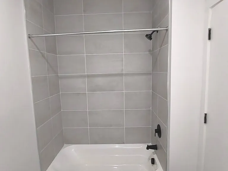 486 Market St — Photo 14