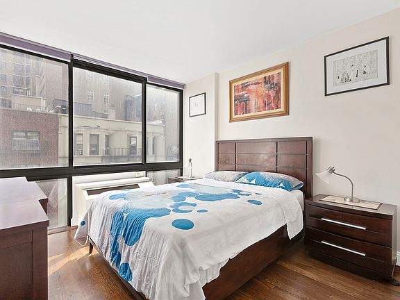 5th image of 107 E 31st St APT 6A