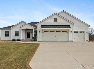 4505 9th St, Wayland, MI 49348