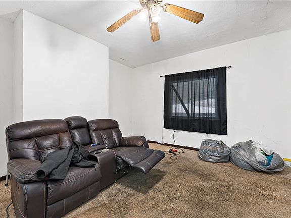 3rd image of 1701 Leolyn St