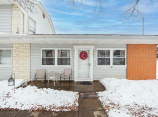 11 Oak Rd, Columbus, OH 43217