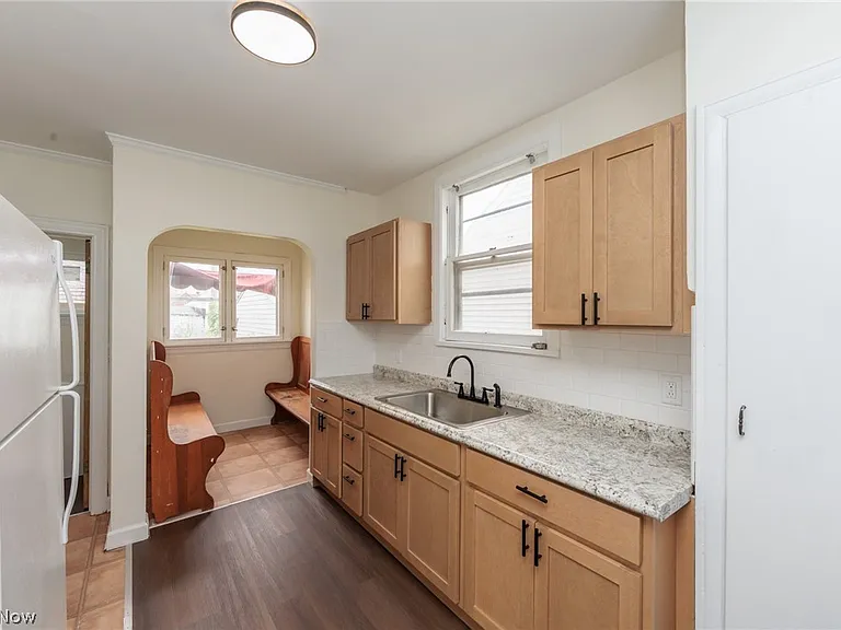 3823 W 138th St — Photo 15