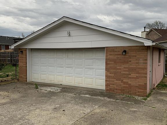 2nd image of 5901 Arvis Dr