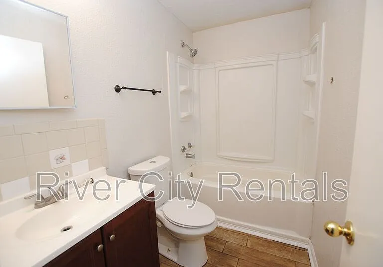 2443 N Seabury Pl — Photo 12