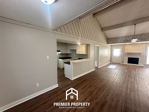 3rd image of 6577 Beaverlodge Dr