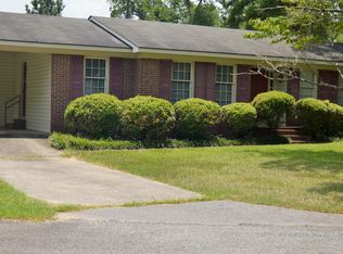 109 Martha Cir, Fitzgerald, GA 31750