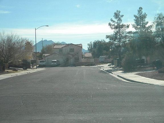 5th image of 136 Vista Del Lago St